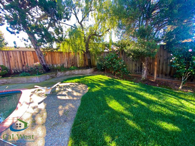 Building Photo - $4795 - 2 Story 4 Bed/2.5 Bath Almaden Hom...