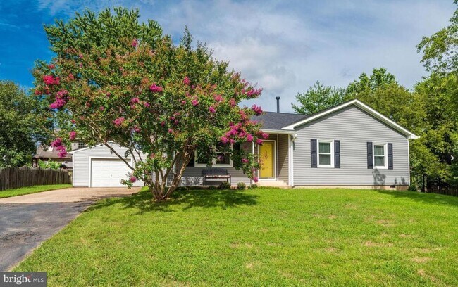 Building Photo - 10121 Cheswick Ct