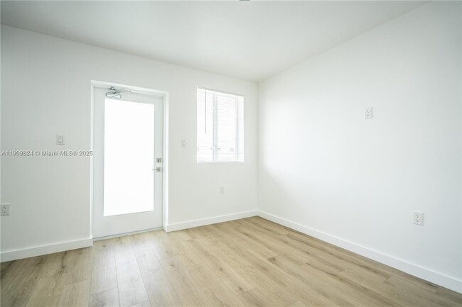 Building Photo - 1955 NW 2nd Ct