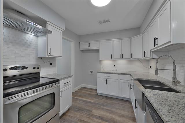Building Photo - 8914 Doliver Dr