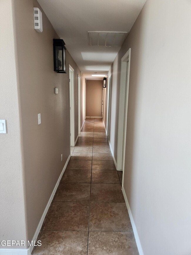 Building Photo - 14312 Pancho Gonzalez Ct