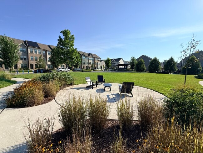 Building Photo - 3491 Cormorant Dr