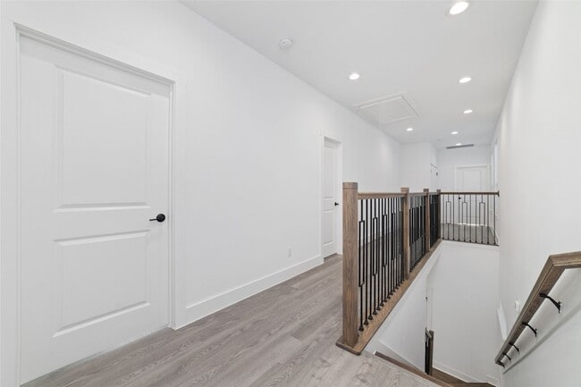 Building Photo - 3818 Lynnfield St