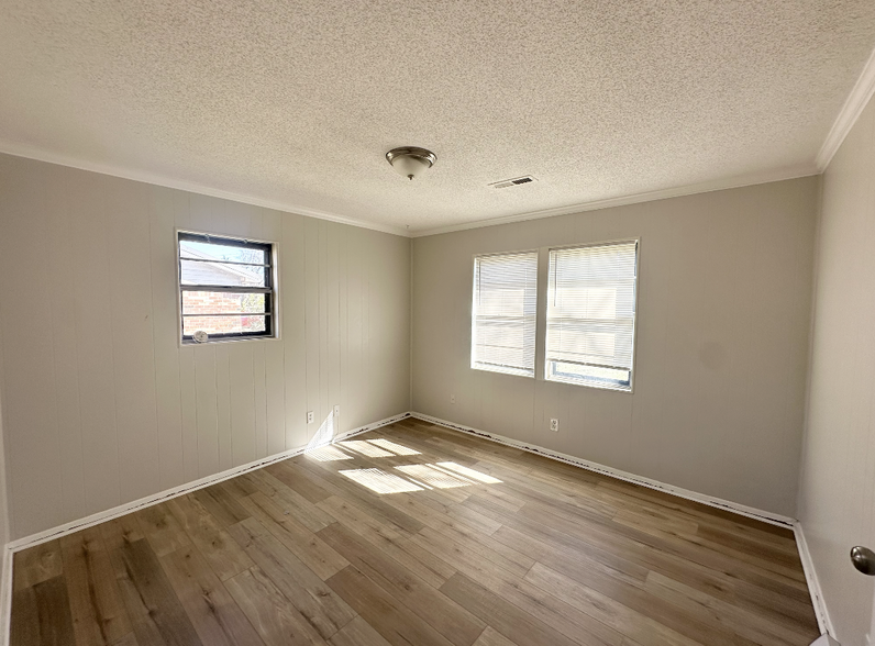 Bedroom 2 - 2952 Lynnwood Cir SW