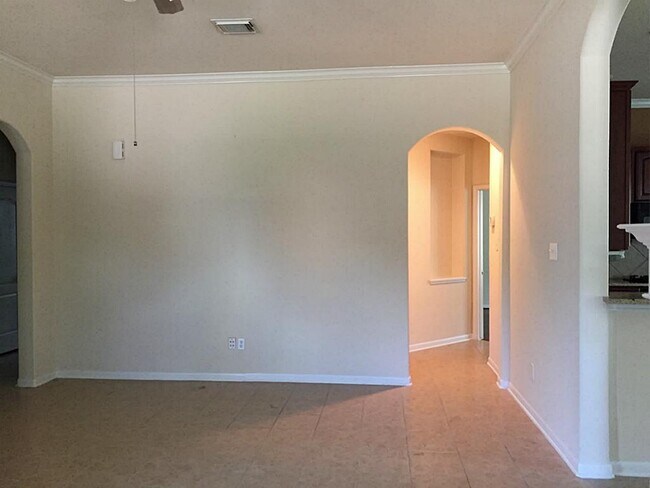 Building Photo - 26427 Cole Trace Ln