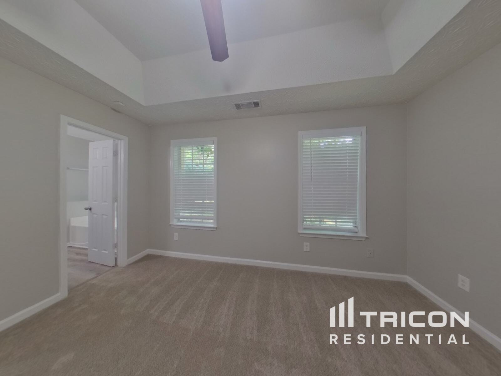 Building Photo - 170 Oak Hill Dr