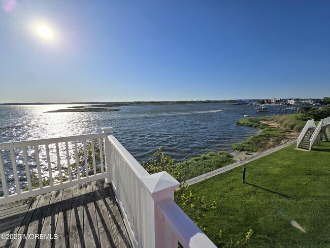 Building Photo - 100 Seaview Ave