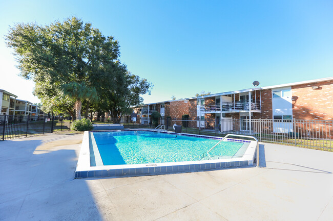 Building Photo - 1200 Holden Ave