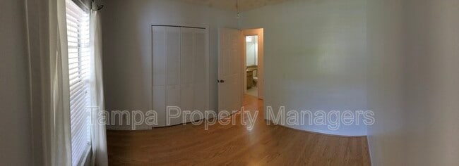 Building Photo - 16214 Pebblebrook Dr