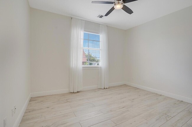 Building Photo - 138 Via Palma Ln