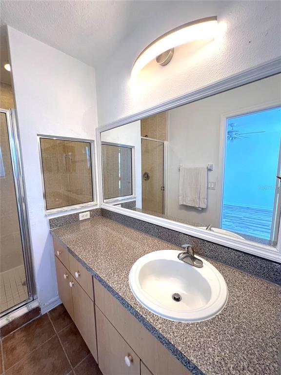 Building Photo - 1205 S Beach Cir