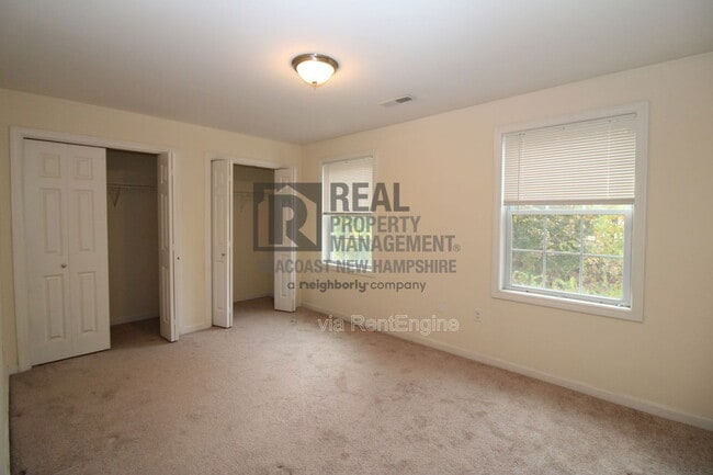 Building Photo - 2 Waverly Dr