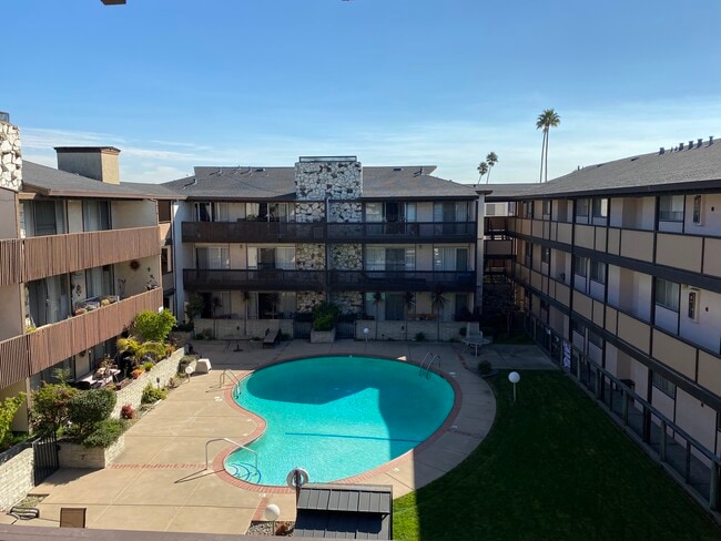 Building Photo - Kona Kai Apartments