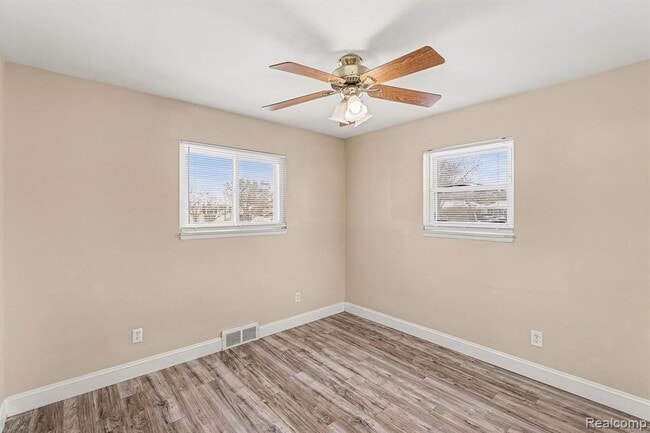 Building Photo - 34052 Viceroy Dr