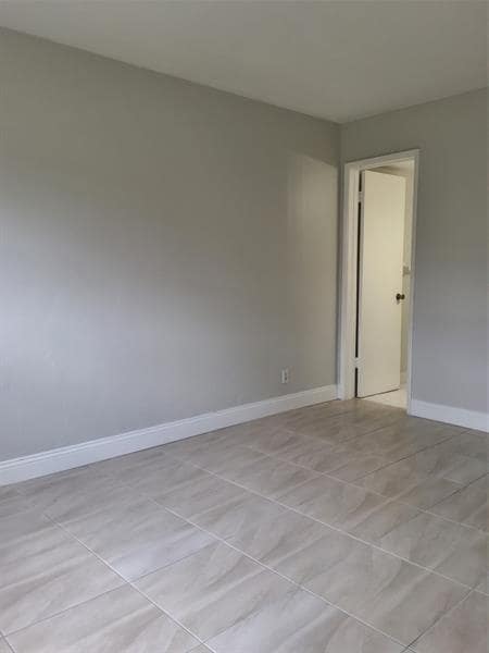 Building Photo - 4500 N Federal Hwy