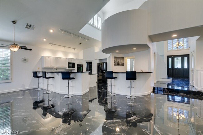 Building Photo - 174 Buena Ct