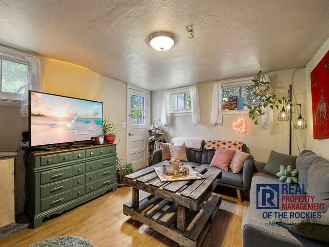 Building Photo - Lower Level Unit In The Heart Of Fort Collins