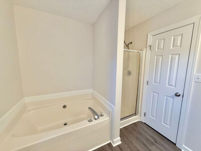 Building Photo - 925 Borage Dr