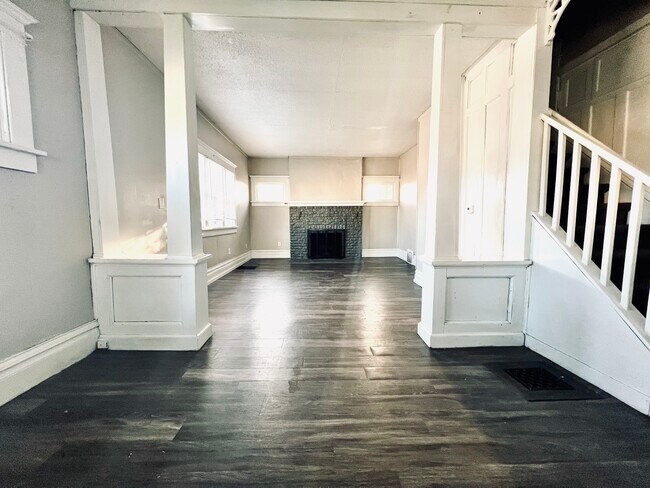 Living Room - 604 Burton Ave