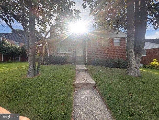 Building Photo - 11203 Dodson Ln