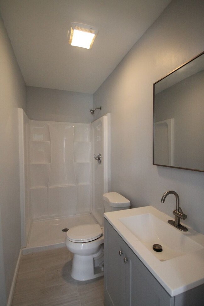 Building Photo - Exclusively Offered by Muse Realty Rentals...