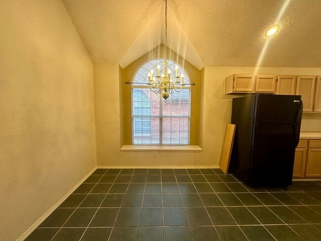 Building Photo - Park Glen Keller ISD Move-In April