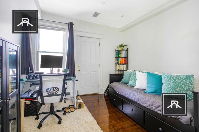 Building Photo - 2 bedroom in Brookline MA 02445