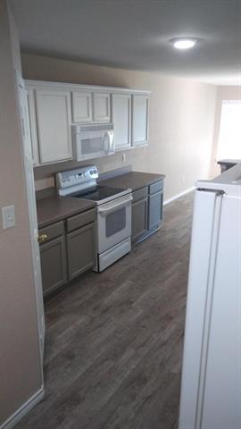 Building Photo - 306 Packer Dr