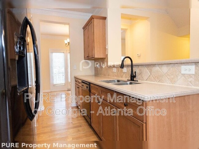 Building Photo - 1741 Highlands View Dr