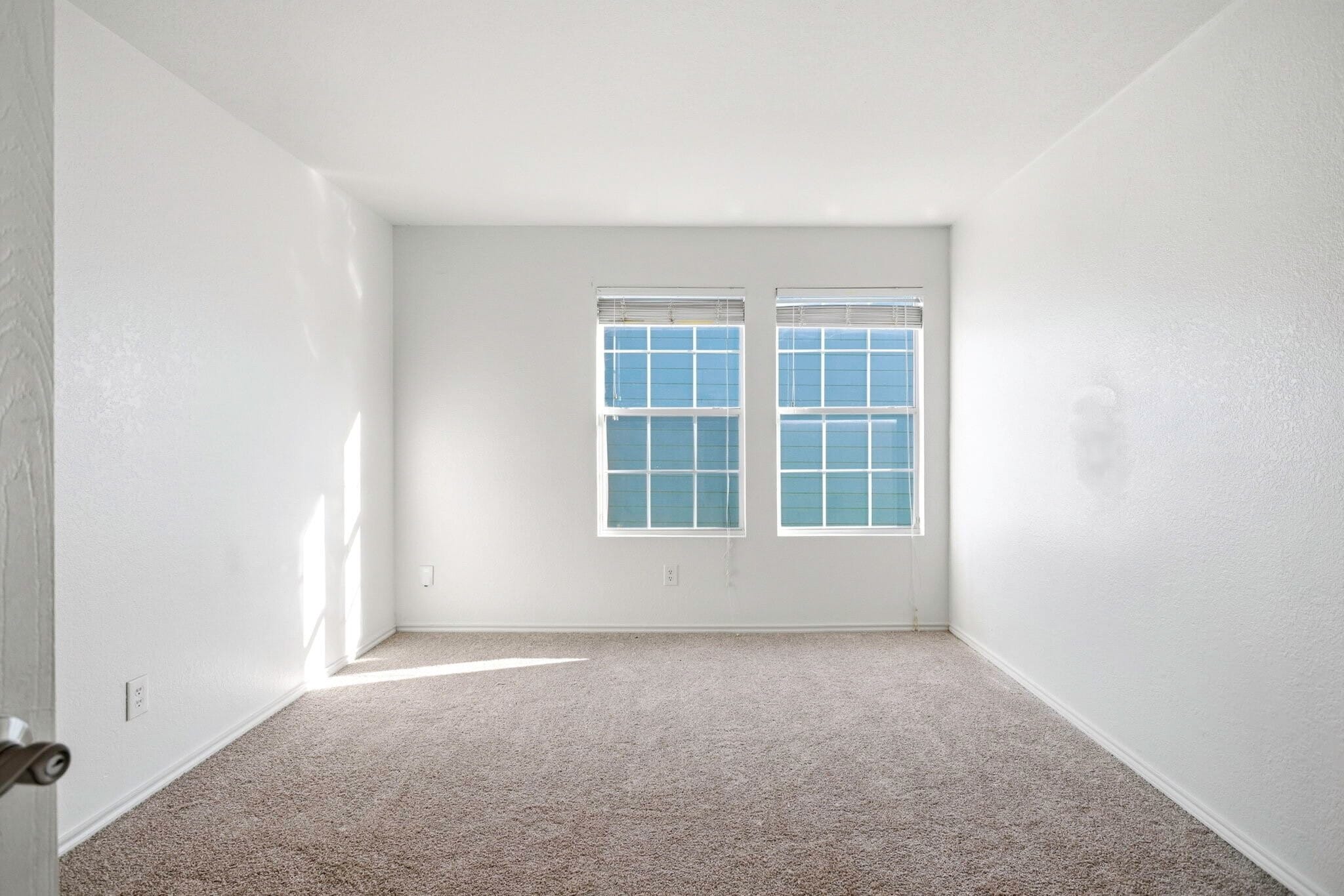 Building Photo - 414 Spruce Breeze