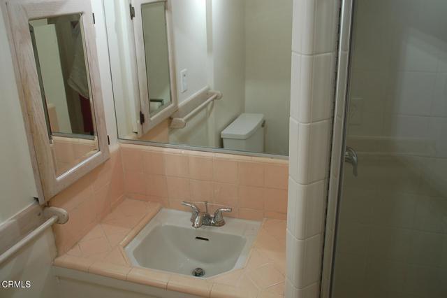 Building Photo - 719 W Camino Real Ave