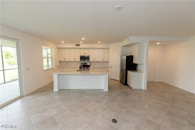 Building Photo - 16524 Kingwood Ln