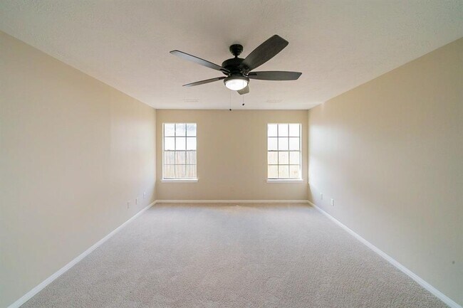 Building Photo - 2603 Desert Sage Dr