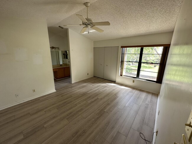 Building Photo - 22424 Thousand Pines Ln