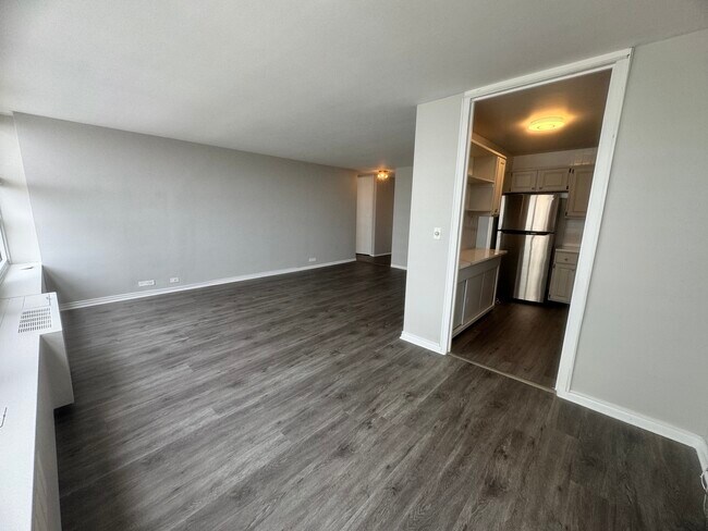 Building Photo - 4800 S Chicago Beach Dr