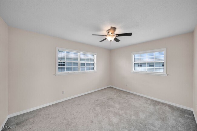 Building Photo - 3338 N Key Dr