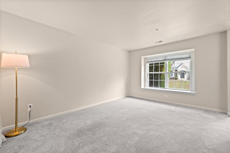 Building Photo - 1408 Black Walnut Dr