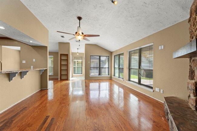 Building Photo - 8307 Autumn Wind Dr