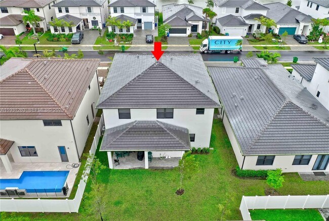 Building Photo - 4416 SW 174th Ave