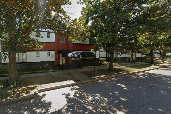 Primary Photo - 5611 Jackson St