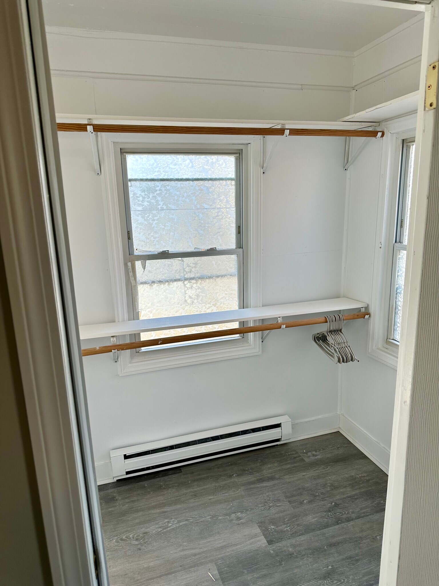 Building Photo - 39 N Spring St