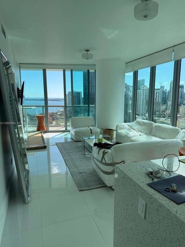 Building Photo - 888 Biscayne Blvd