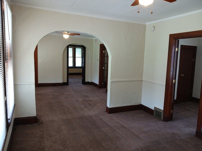 Building Photo - 6810 Fleet Ave