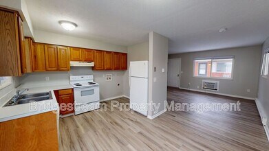 Building Photo - 4644 Waynedale Cir