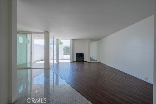 Building Photo - 432 S Sierra Madre Blvd