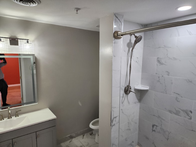 Building Photo - 2505 McKenzie Rd