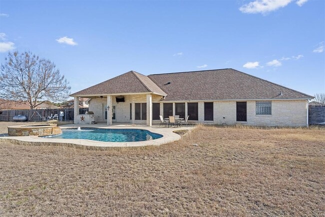 Building Photo - 209 Sarahs Ln