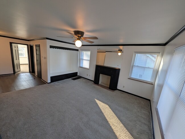 Primary Photo - 722 Kenwick Rd