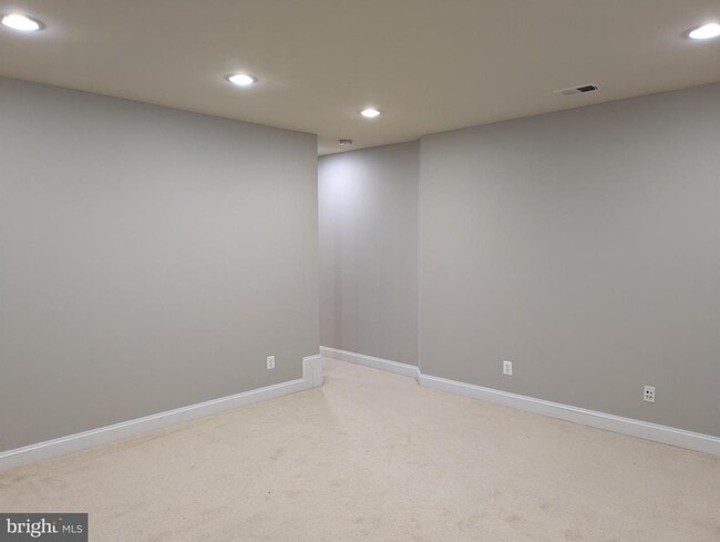 Building Photo - 21882 Brickshire Cir