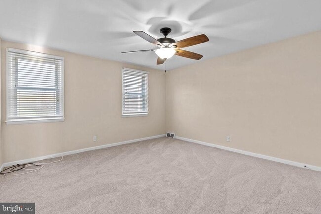 Building Photo - 4313 Deerpath Ln